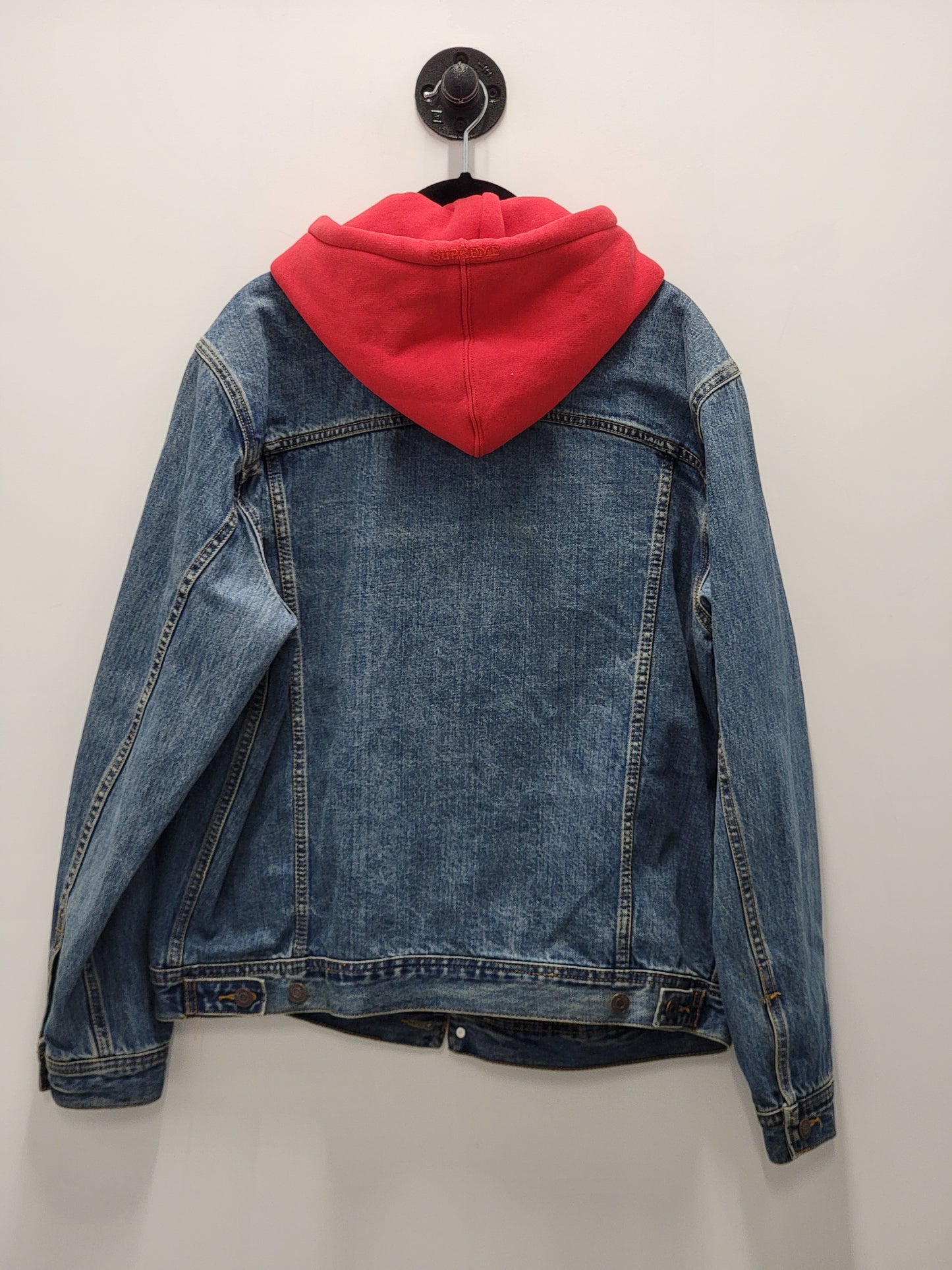 Supreme Levi's Fleece Hooded Trucker Jacket